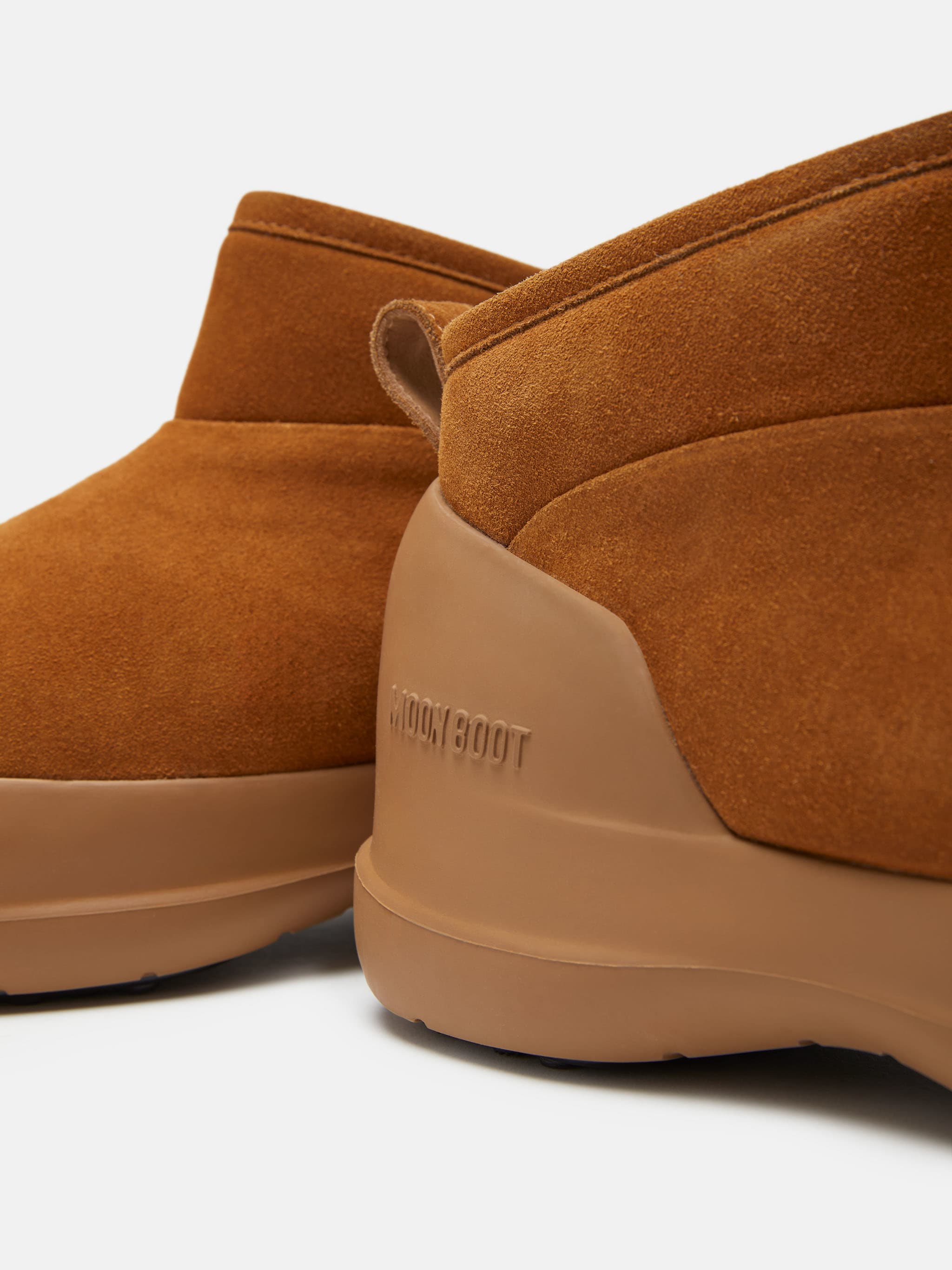 BOTAS BAJAS DE CUERO SUAVE MARRÓN MEZZALUNA