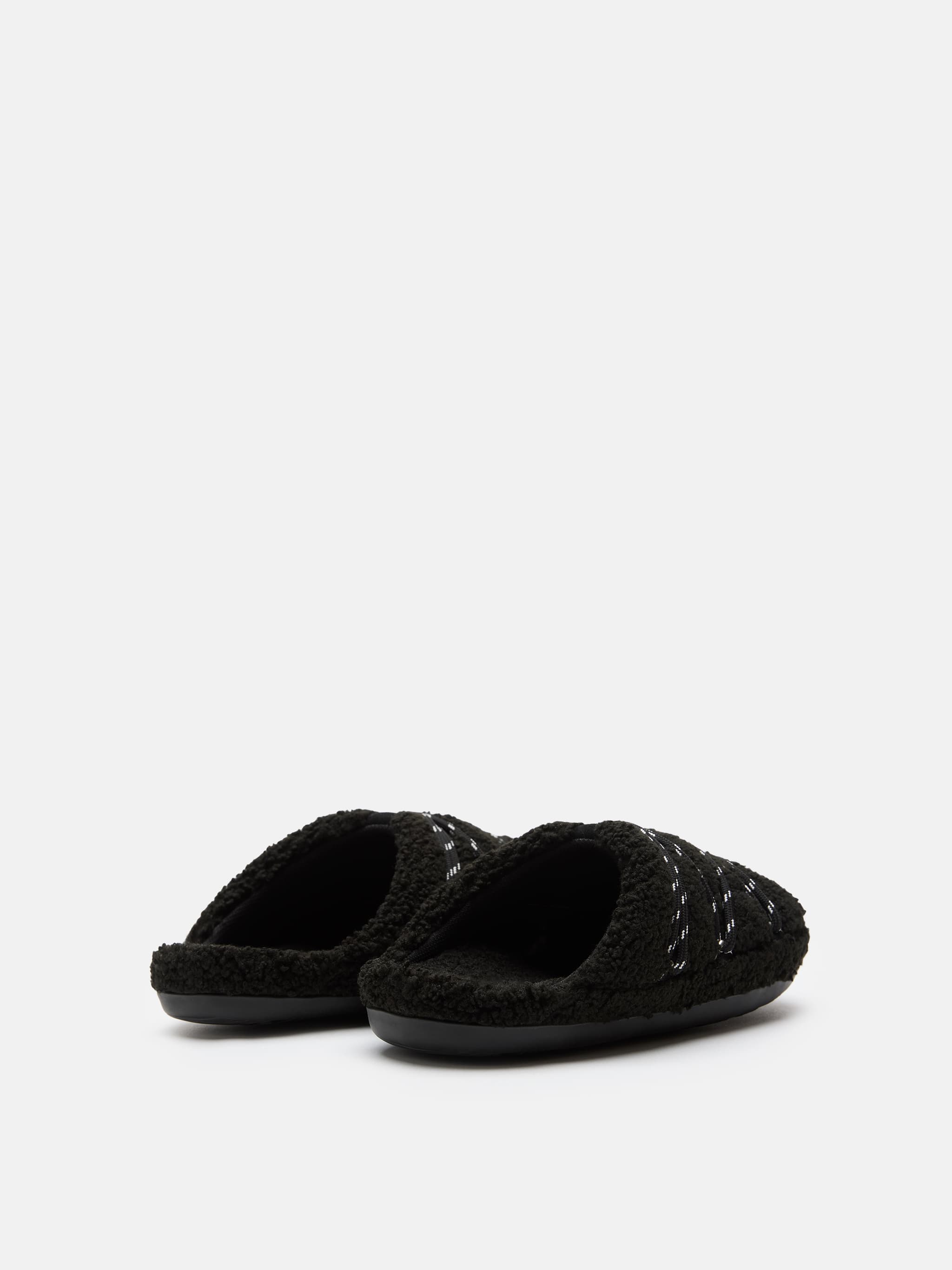 ZAPATILLA TEDDY NEGRO
