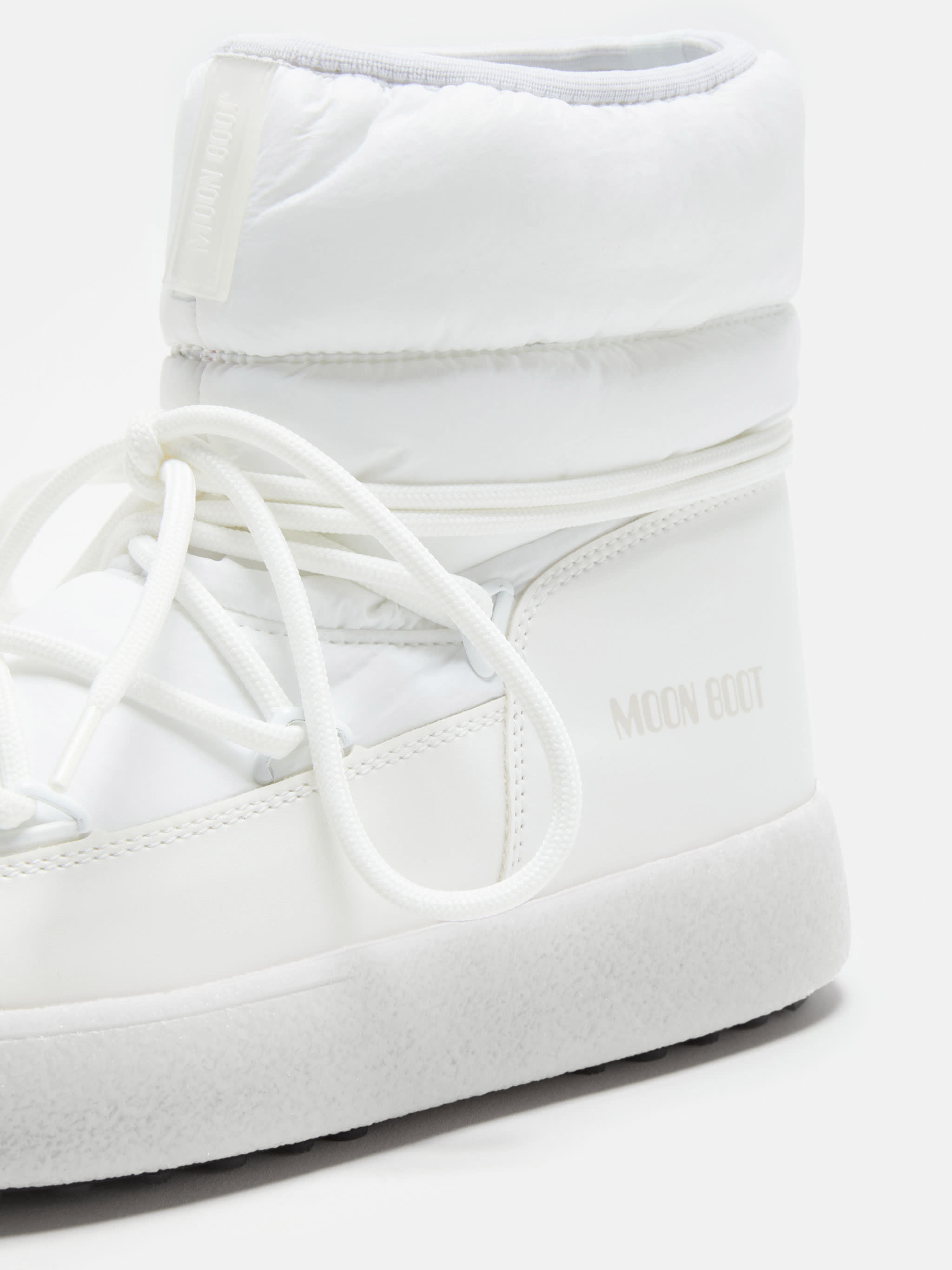 BOTAS LTRACK LOW BLANCAS DE NYLON