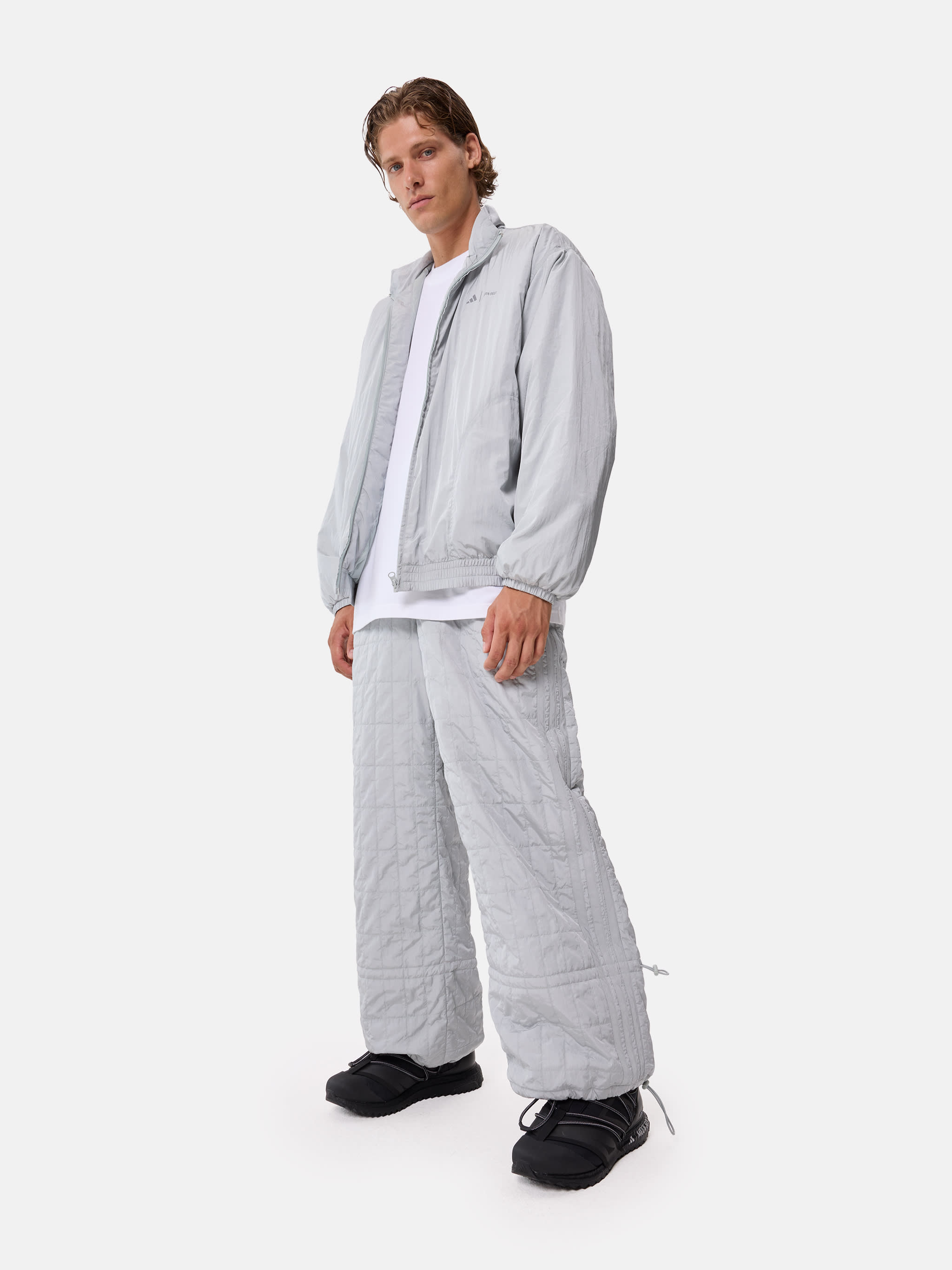 CAMISETA DE TRAJE DE CHALECO ADIDAS X MOON BOOT PLATA