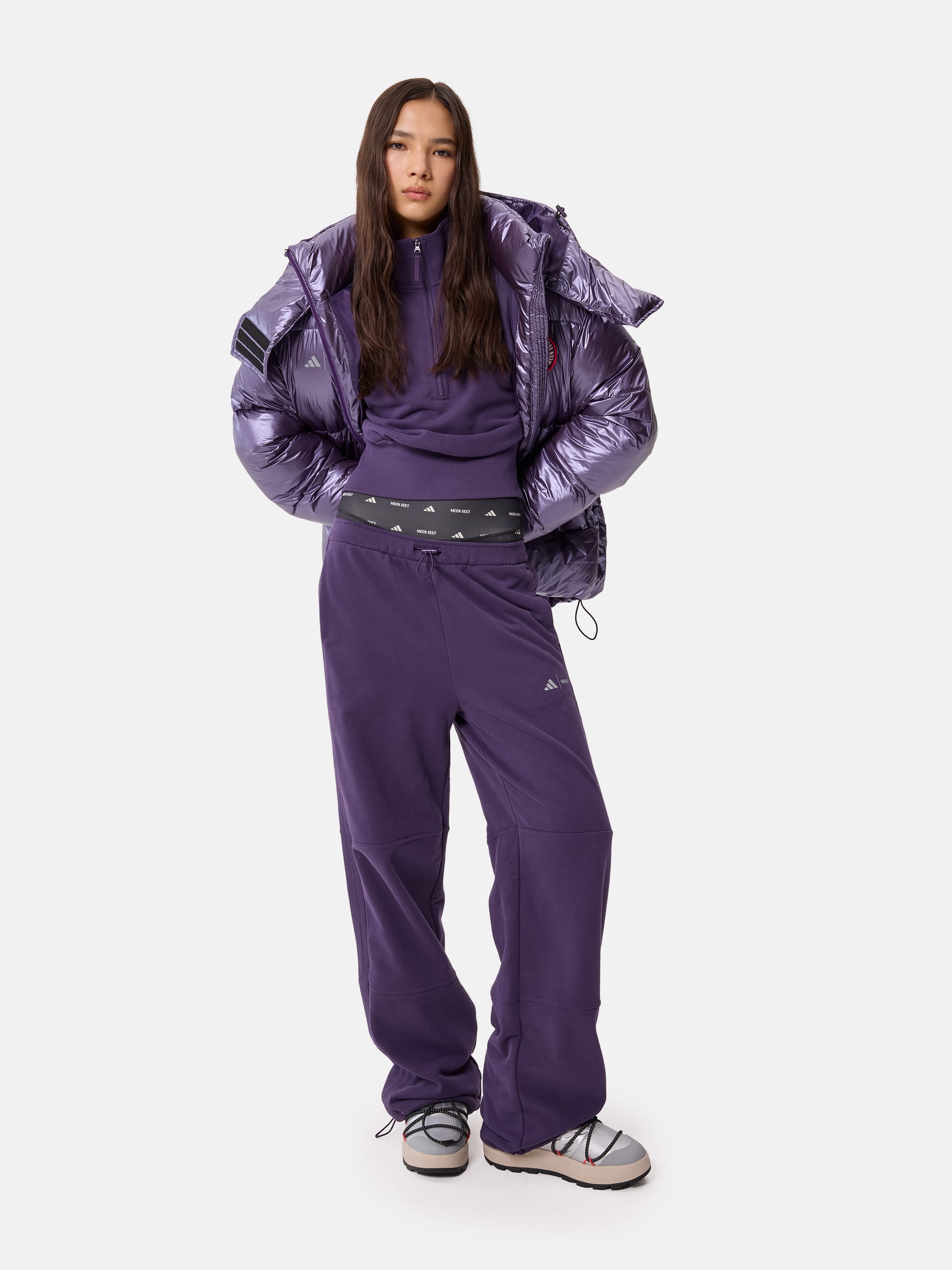 PANTALONES DE CHANDAL ADIDAS X MOON BOOT PLUM