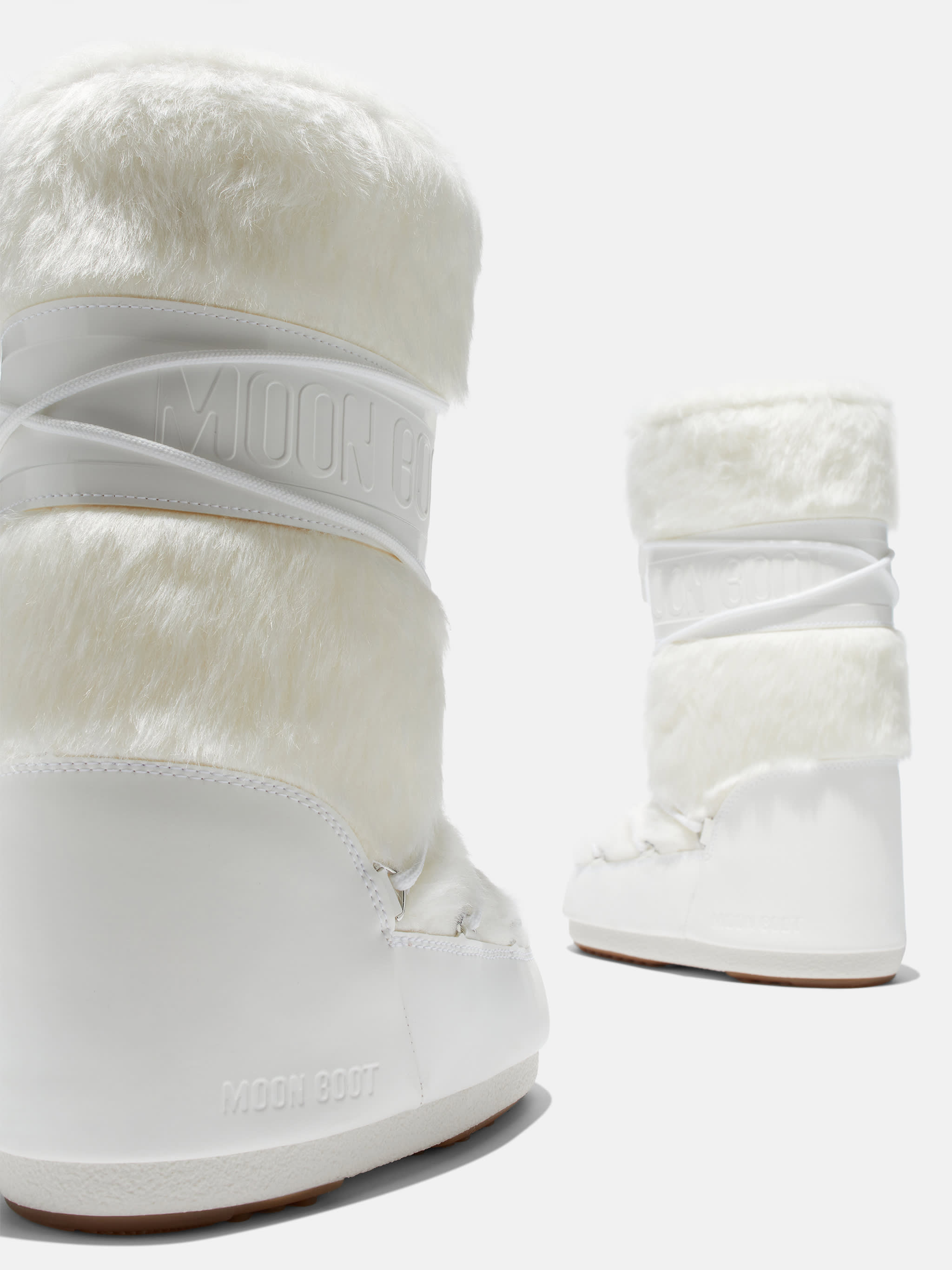 BOTAS DE FURRA BLANCA FALSA