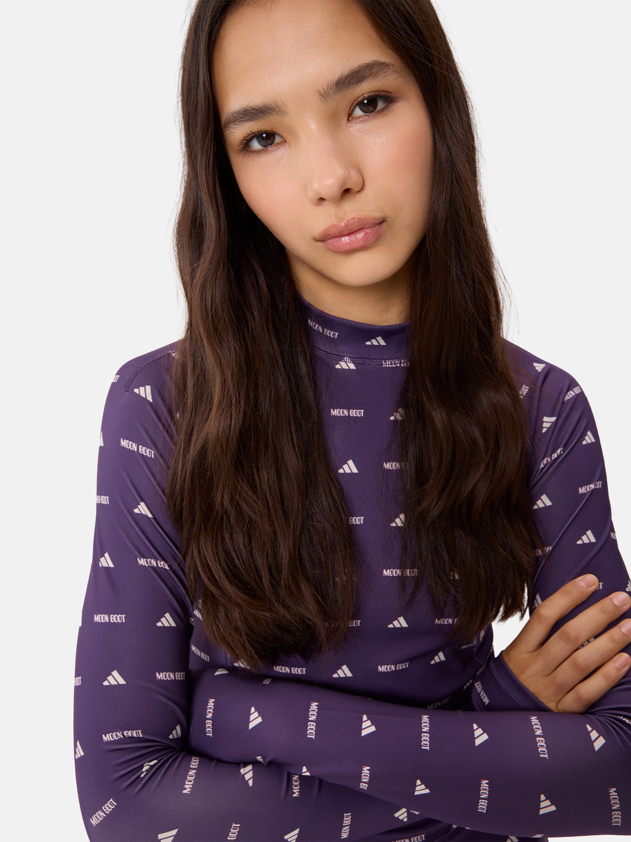CAMISETA LARGA DE MANGA LARGA ADIDAS X MOON BOOT PLUM