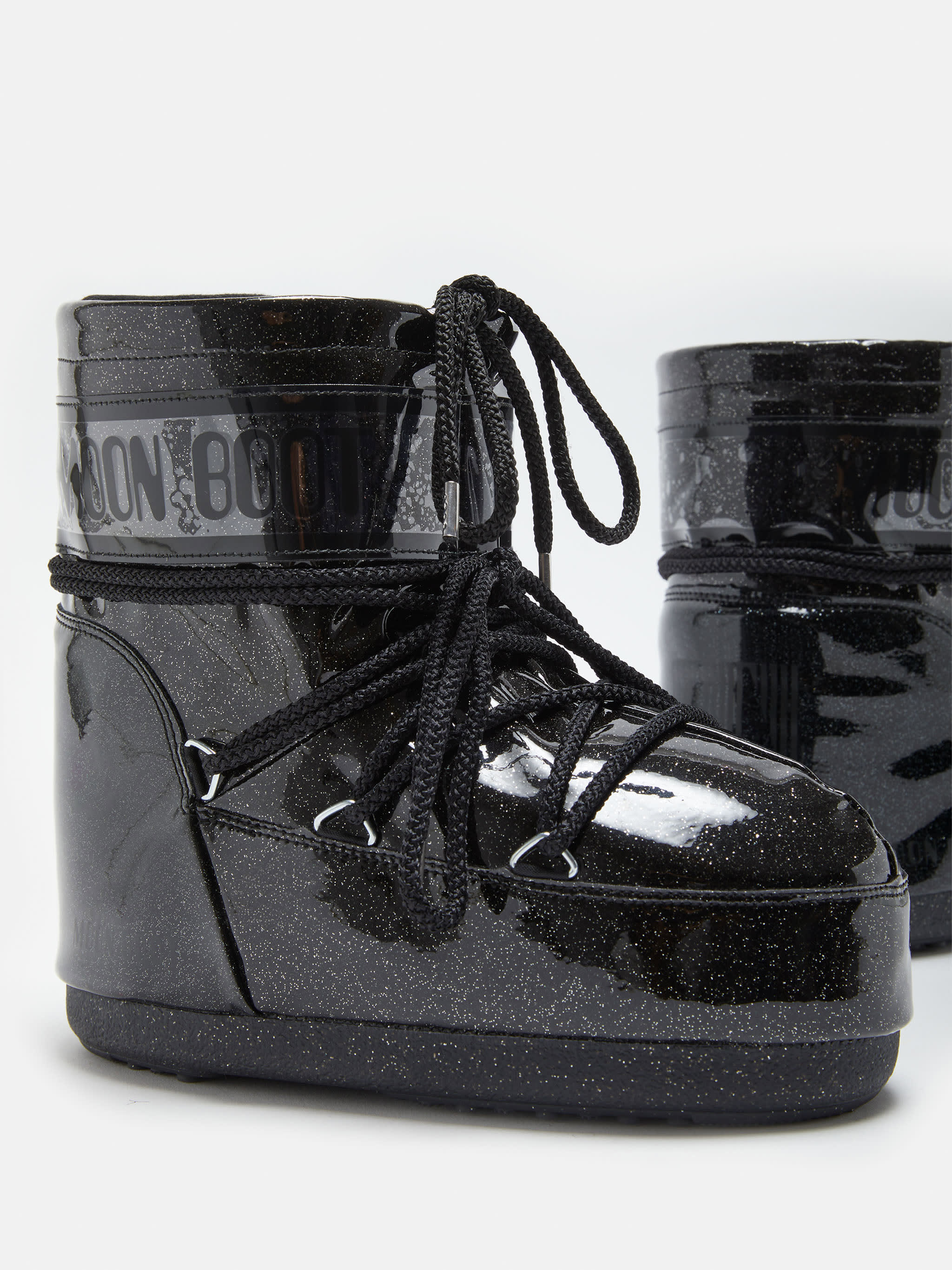 BOTAS ICON LOW NEGRO CON BRILLOS