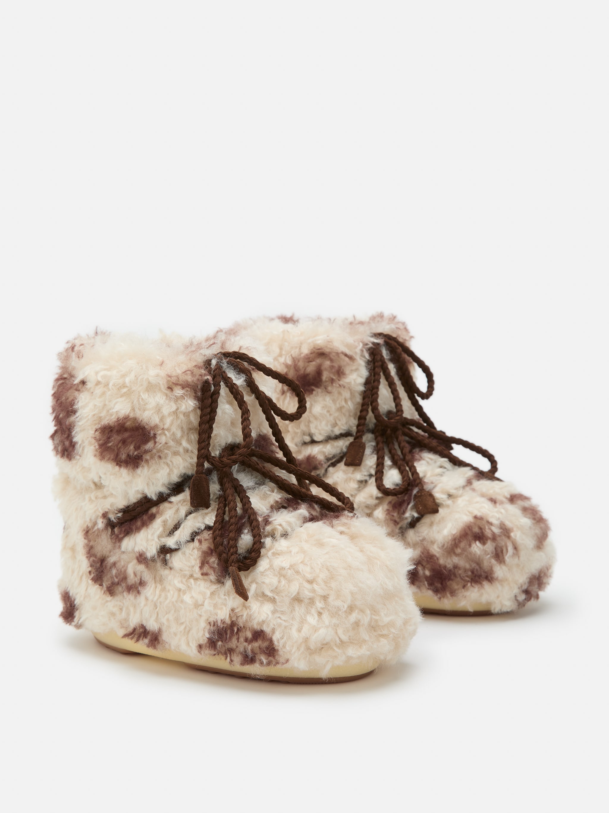 BOTAS CURLY BAJAS CON ESTAMPADO DE VACA ICON