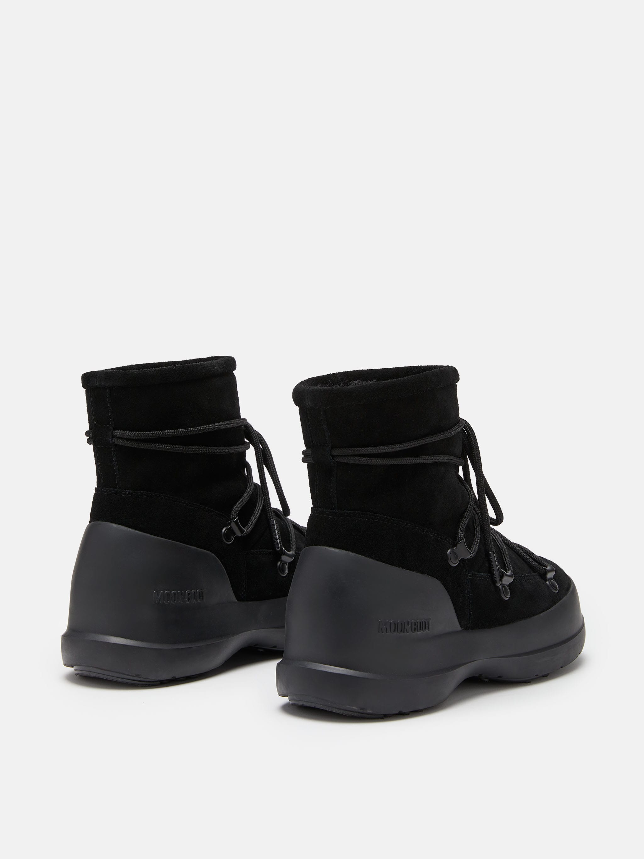 BOTAS LUNA EN CUERO VELOSO NEGRO