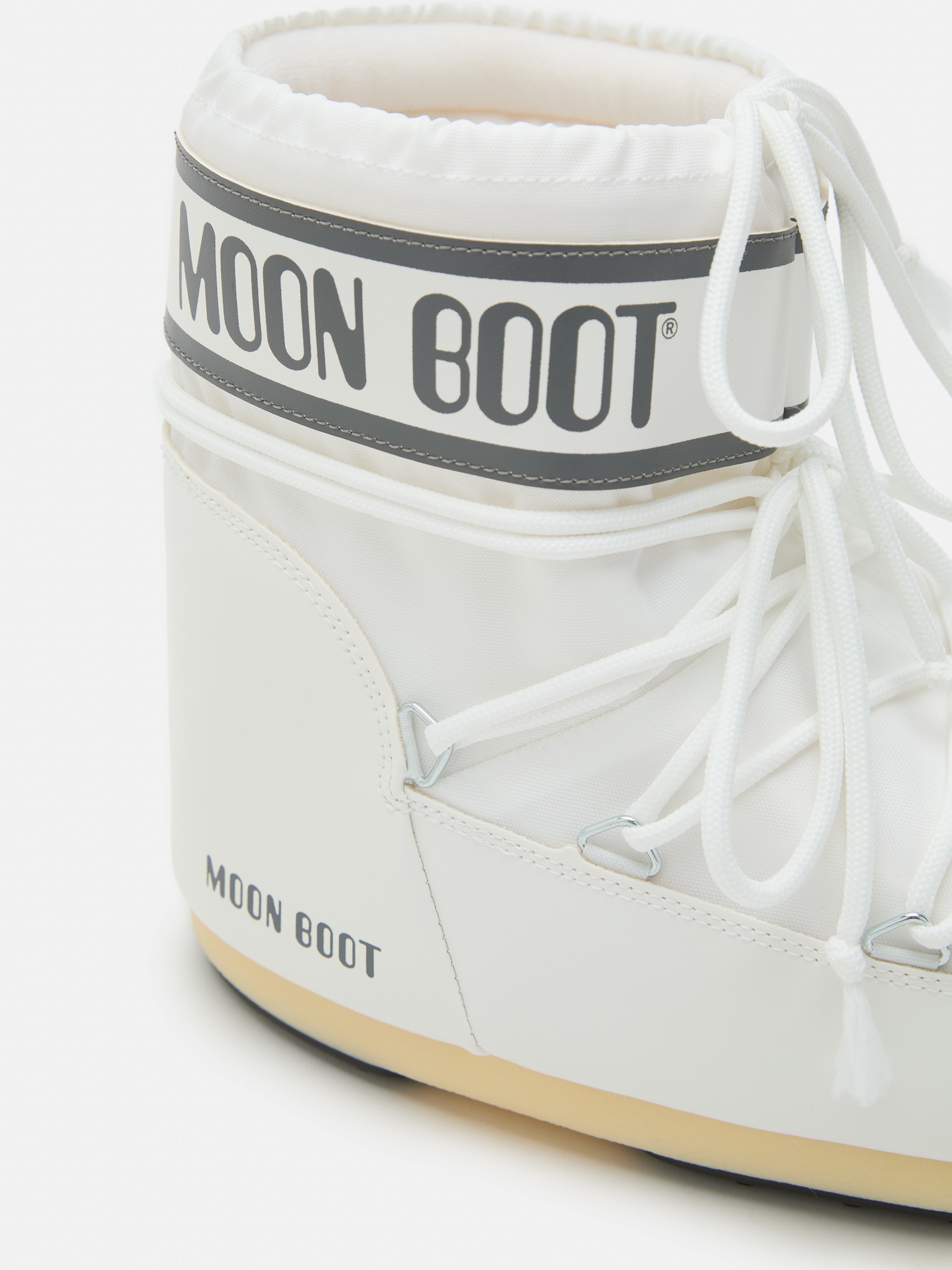 BOTAS ICON LOW BLANCAS DE NILON